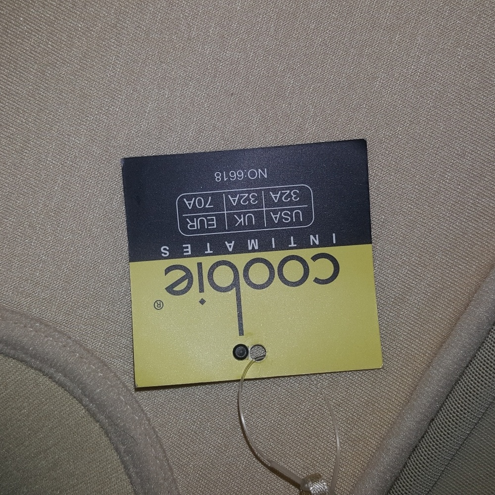 NWT shapewear - Picture 3 of 7